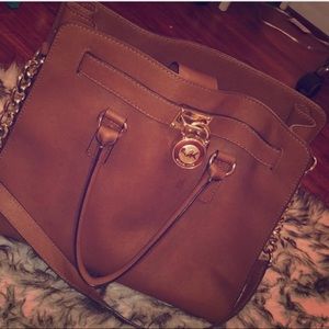 Michael Khors purse caramel color